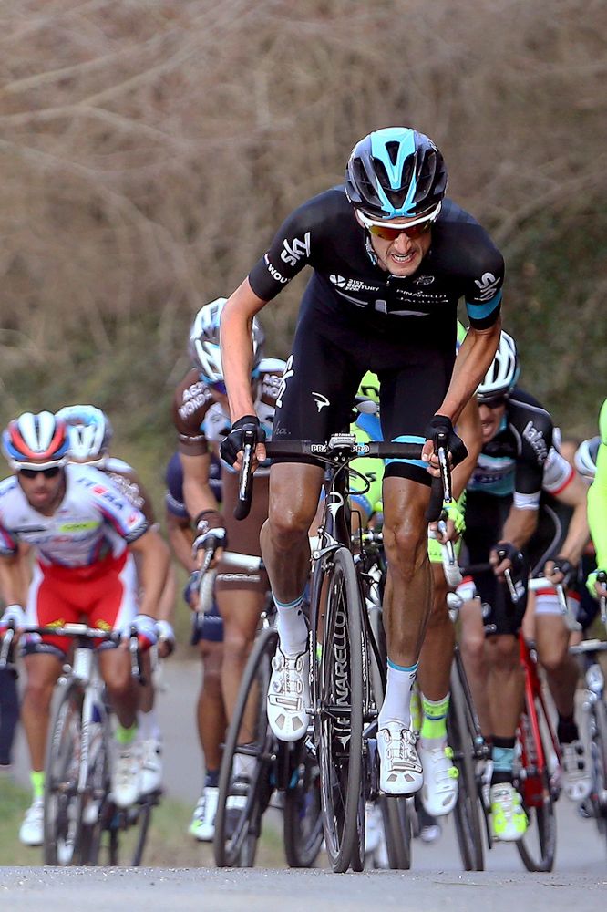 Wout Poels attacks during stage 4.