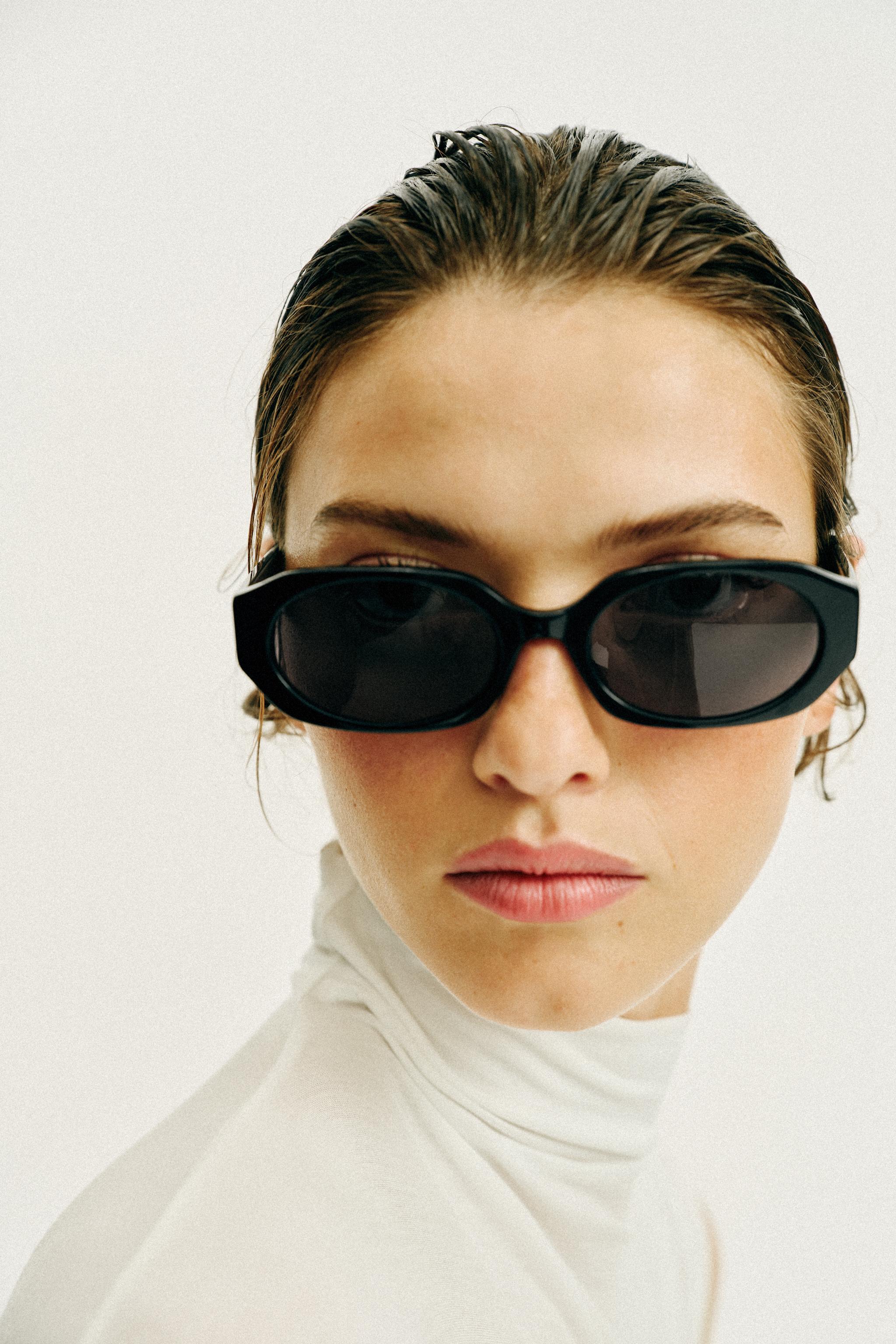 oval sunglasses
