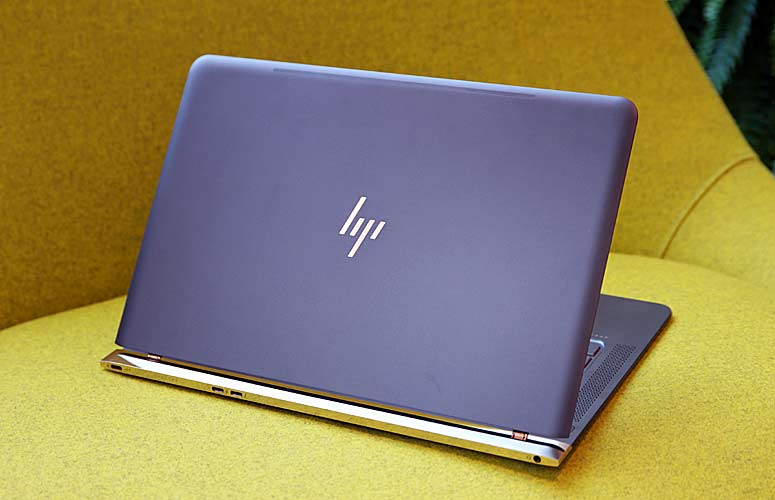 Apple MacBook vs HP Spectre: Superthin Laptop Showdown | Laptop Mag