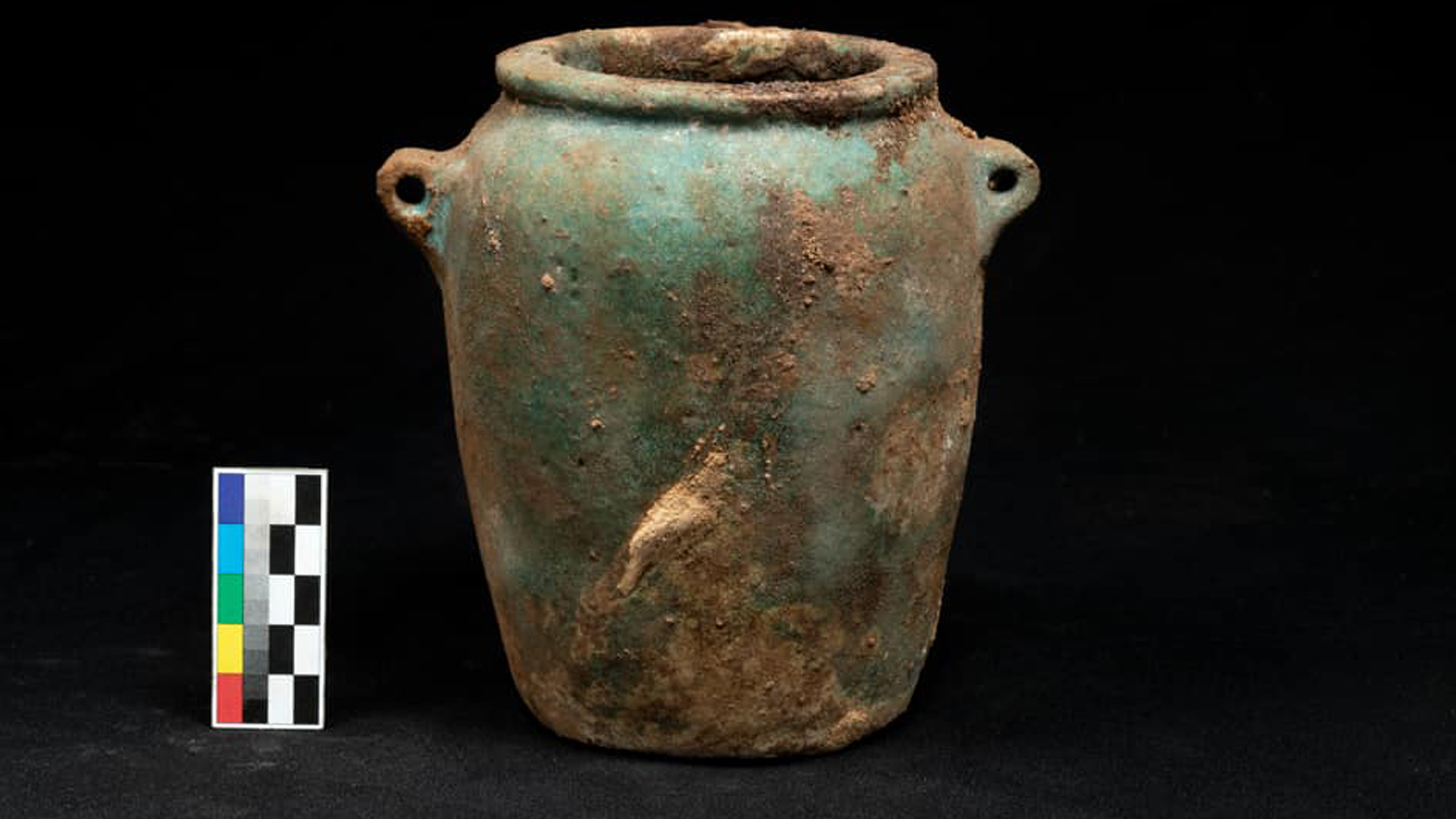 Der 2.500 Jahre alte Cache wurde in Abusir, Ägypten, gefunden.