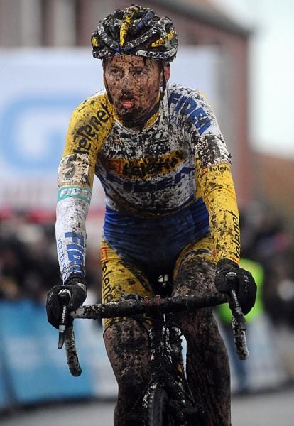 Kevin Pauwels didn't win, but took the GVA series lead in Essen.