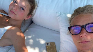 gwyneth paltrow daughter apple double