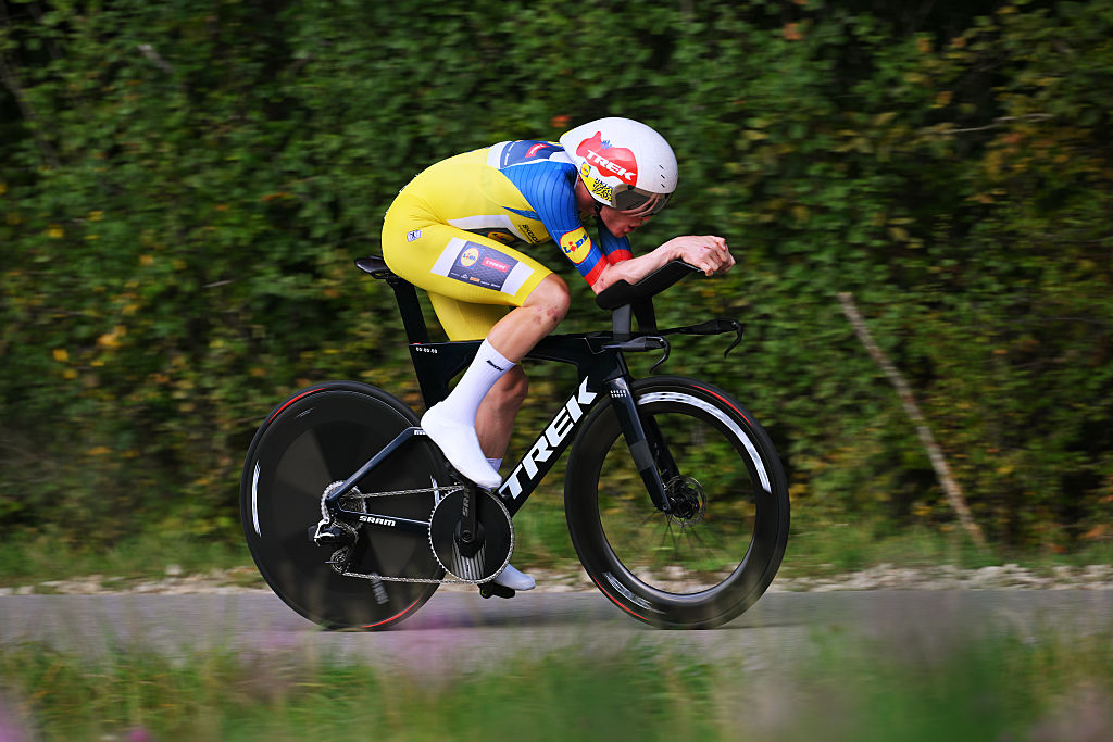 NIEDERANVEN, LUXEMBOURG - SEPTEMBER 20: Mattias Skjelmose of Denmark and Team Lidl - Trek - Yellow leader jersey competes during the 85th Tour de Luxembourg, Stage 4 a 26.3km individual time trial stage from Niederanven to Niederanven on September 20, 2025 in Niederanven, Luxembourg. (Photo by Tim de Waele/Getty Images)