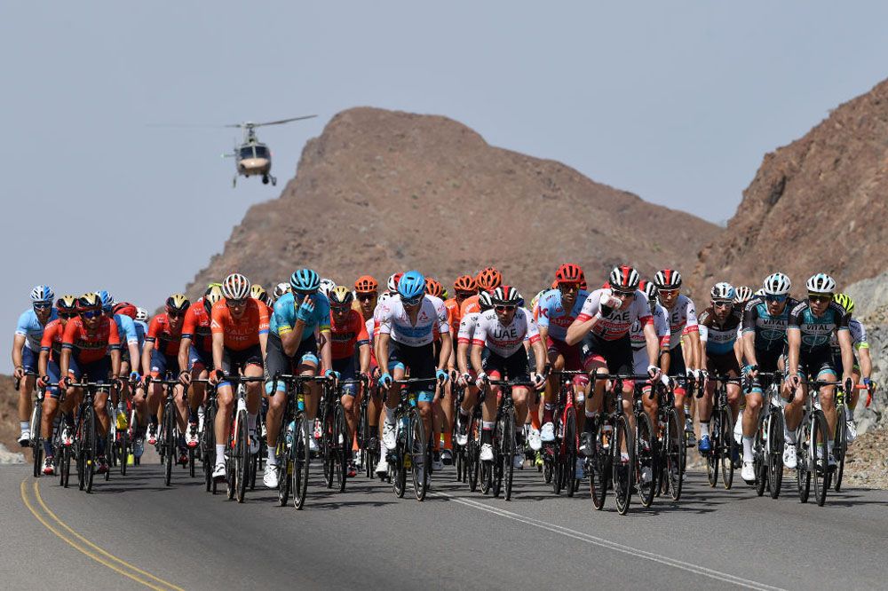 The peloton take on stage 2 of the 2019 Tour of Oman