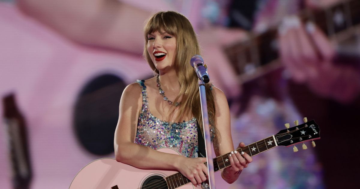 Taylor Swift's sweet letters to her Eras opening acts have been published and are going viral