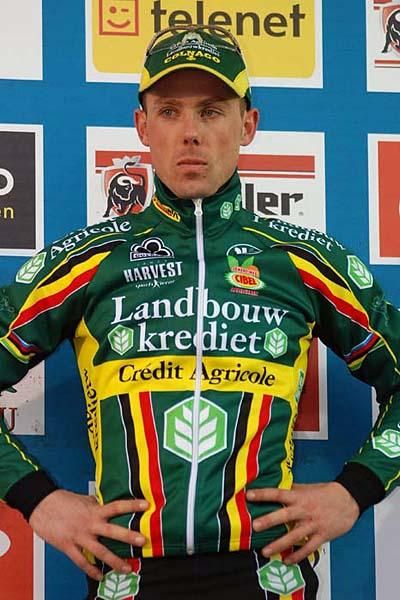Although Sven Nys (Landbouwkrediet Colnago) said he was happy with his win, he doesn't look so happy on the podium.