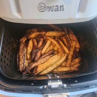 Close of chips cooked in a Swan Retro air fryer