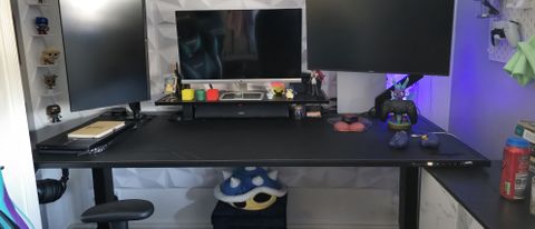 Secretlab MAGNUS Pro XL desk review