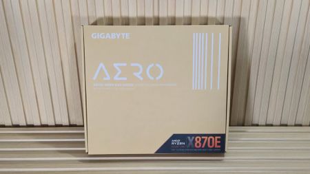 Gigabyte X870E Aero Wood