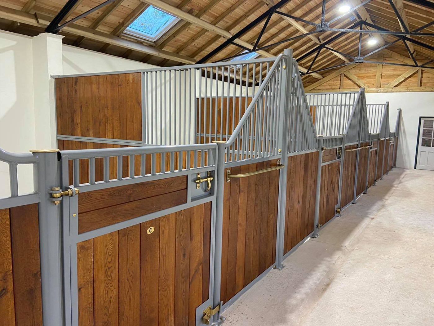 Internal-Stabling_Image-1