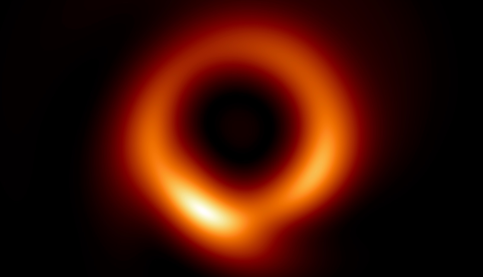 First-ever close-up of a supermassive black hole sharpened to