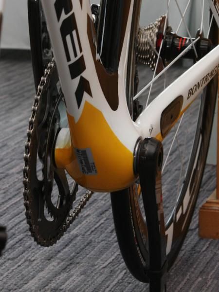 The bottom bracket area is particularly bulbous-looking from the front and features Trek's BB90 integrated bearing system.