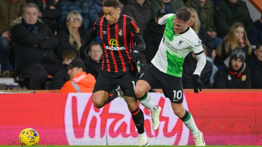 Liverpool&#039;s Alexis Mac Allister (right) battles with Bournemouth&#039;s Marcus Tavernier (left) during the Premier League match between AFC Bournemouth and Liverpool FC at Vitality Stadium on January 21, 2024 in Bournemouth, England. 