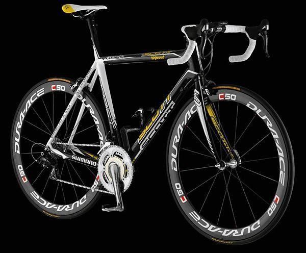 Cavendish's bike was fitted with clinchers for training when we caught up with him at the team camp but we expect his race rig to more closely resemble this official version.