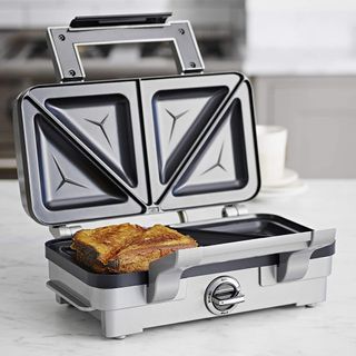 Cuisinart overstuffed sandwich toaster with a white background