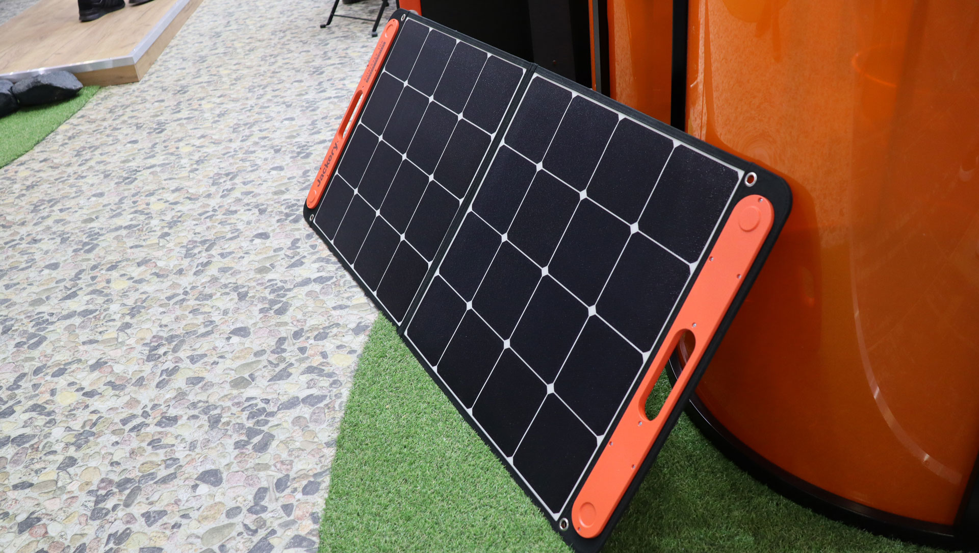 Jackery Solar Panel