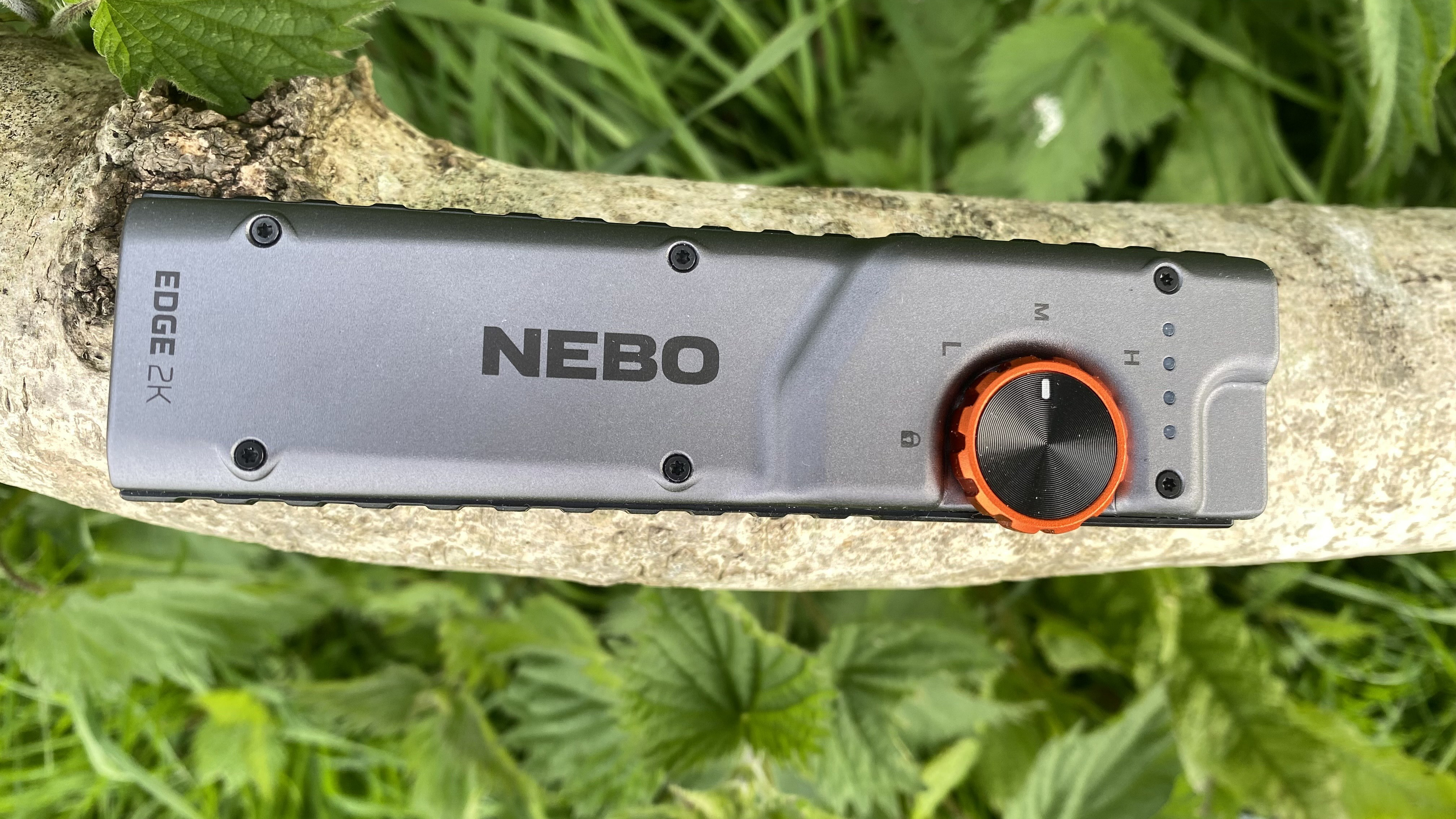 Nebo Edge2K pocket light seen from directly above