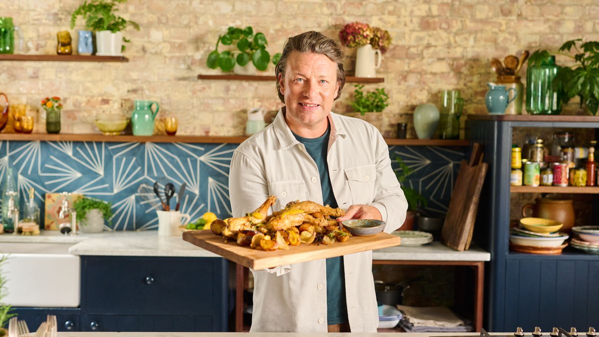 Jamie's 5 Ingredient Meals everything you need to know What to Watch