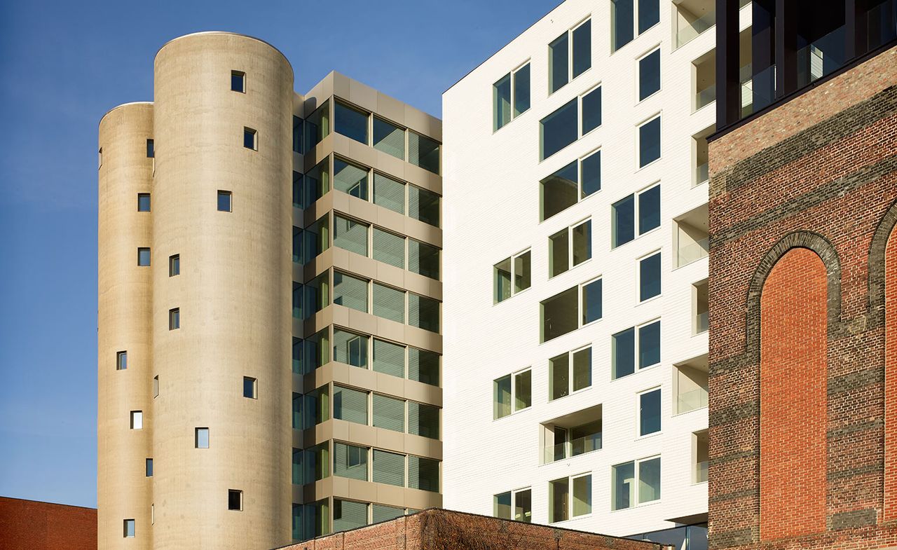 The reused silos sit at the heart of the recnetly completed mixed use Kanaal development