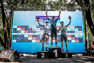 UCI Gravel World Series: Joaquin Plomer and Maria Laura Bugarin take elite victories at Vuelta Altas Cumbres Gravel on home soil in Argentina