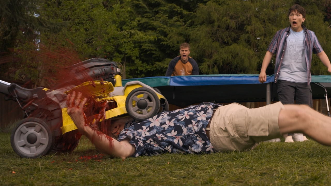 Death of Howard Campbell in Final Destination Bloodlines