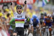 World champion Mark Cavendish (Sky) wins stage 18 of the Tour de France