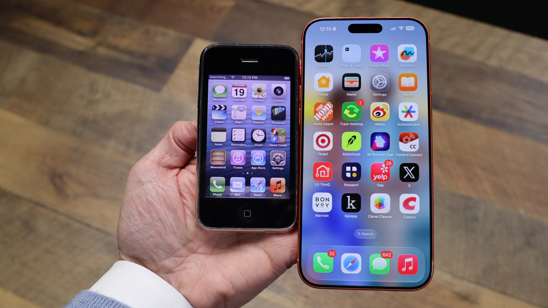 iPhone 3GS vs iPhone 17 Pro Max