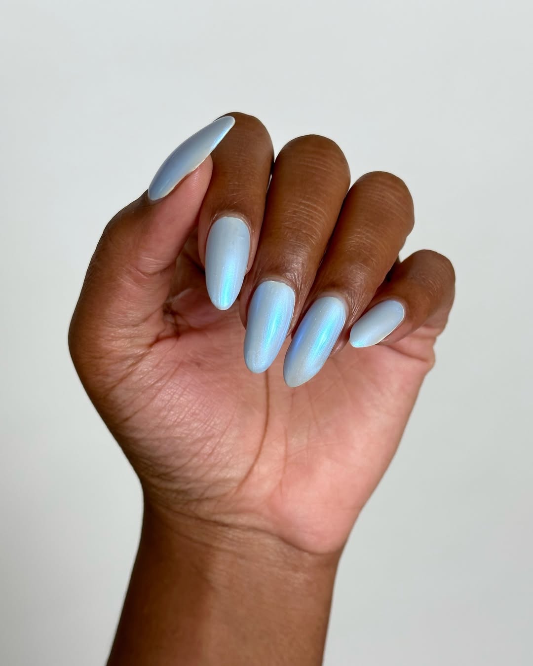 blue chrome nails