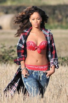 Rihanna - PICS: Rihanna hits the countryside for We Found Love video - Rihanna We Found Love - Rihanna new video - Marie Claire - Marie Claire UK