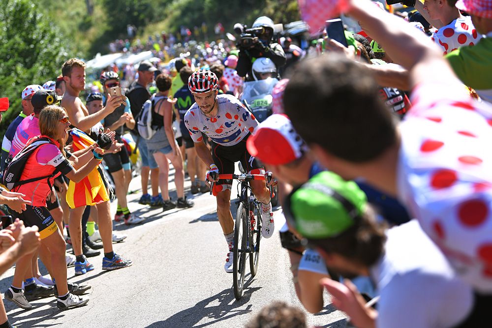 Julian Alaphilippe (Quick-Step Floors) attacks on the last climb and chases Adam Yates (Mitchelton-Scott)