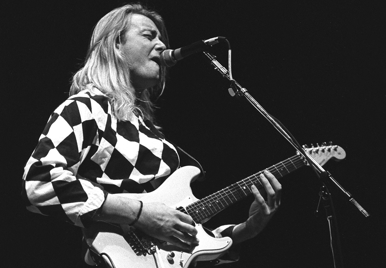 Singer and guitarist Francis Dunnery is shown performing on stage during a "live" concert appearance with It Bites on November 1, 1989. (Photo by John Atashian/Getty Images)