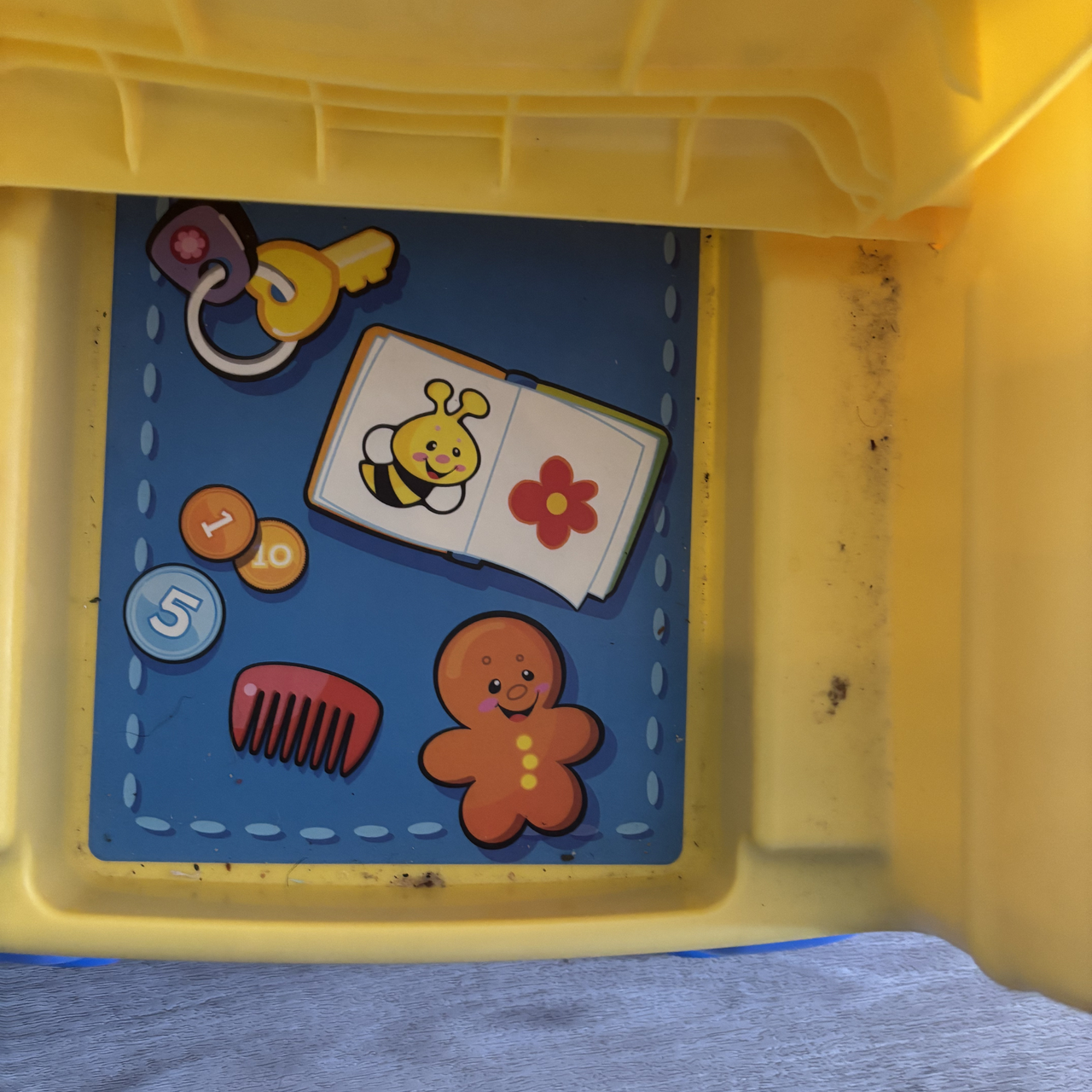 Kids plastic chair before using the Beldray Digital Handheld Steam Cleaner