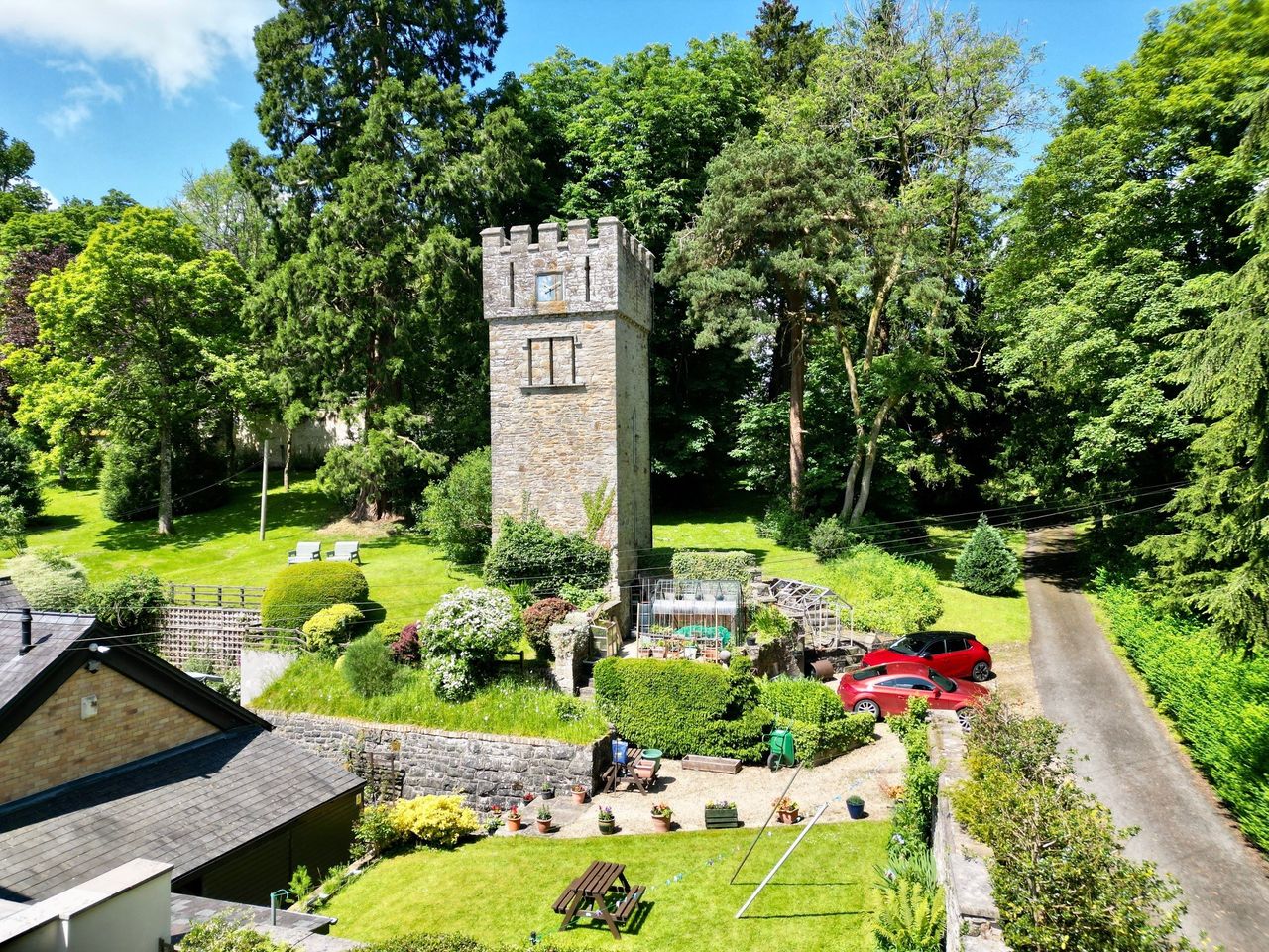 Images of Penybont Hall in Powys, Wales