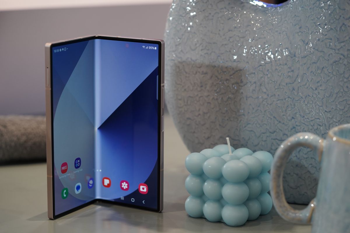 Samsung Z Flip/Fold 6 hands-on