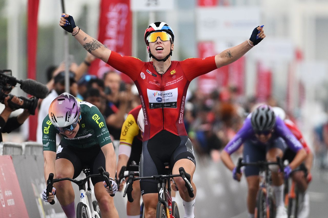 Lorena Wiebes wins a third stage in the 2026 UAE Tour Women