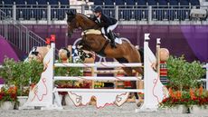 Olympic eventing showjumping Laura Collett