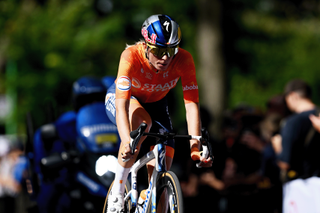 UCI hits Demi Vollering with hefty fine and yellow card for position on the bike after World Championships triumph in Montreal