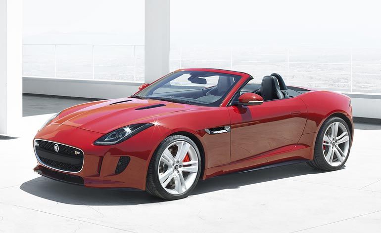 Jaguar&#039;s powerful new F-Type best-looking car