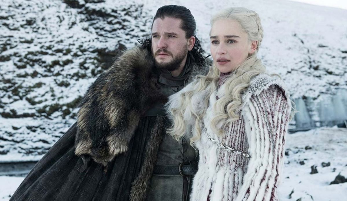 Kit Harington and Emilia Clarke in Game of Thrones