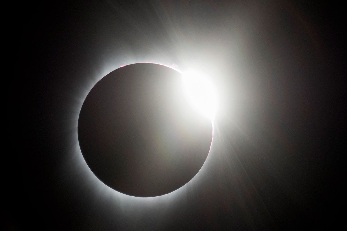 Here Are the Most Amazing Photos of the 2017 Total Solar Eclipse | Space