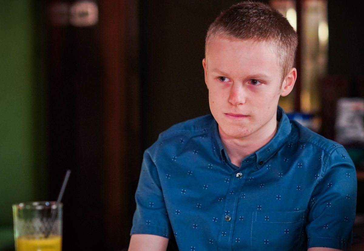 EastEnders Fans Stressed As Bobby Misses Huge Cindy Clue | What To Watch