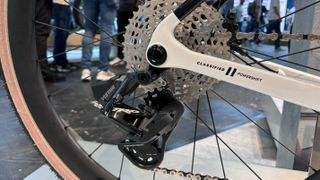 A TRP gear setup paired with the Powershift hub at the Eurobike show