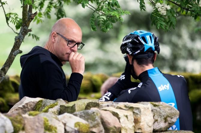 Dave Brailsford and Richie Porte deep in conversation