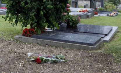 Rudolf Hess's grave 