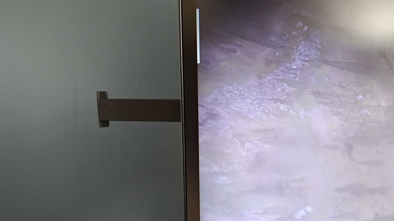 AOC AGON Pro AG246FK pop out headphone stand