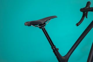 Evil Chamois Hagar Gravel Bike comes with a dropper post which can be seen in this image with a WTB saddle on