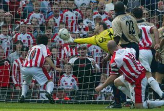 Arsenal goalkeeper David Seaman makes an incredible save to keep out Paul Peschisolido's header in the 2003 FA Cup semi-final against Sheffield United