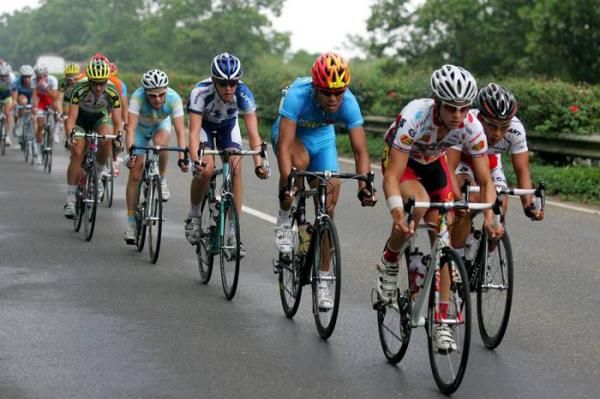 James Reijnen (Jelly Belly) has a turn on the front during the break.