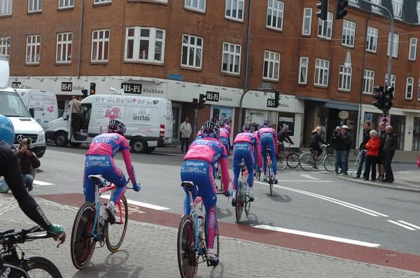 Michele Scarponi and the Lampre-ISD boys