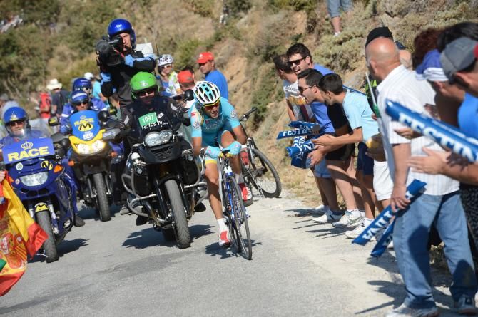 Vincenzo Nibali (Astana) was in pursuit of Horner